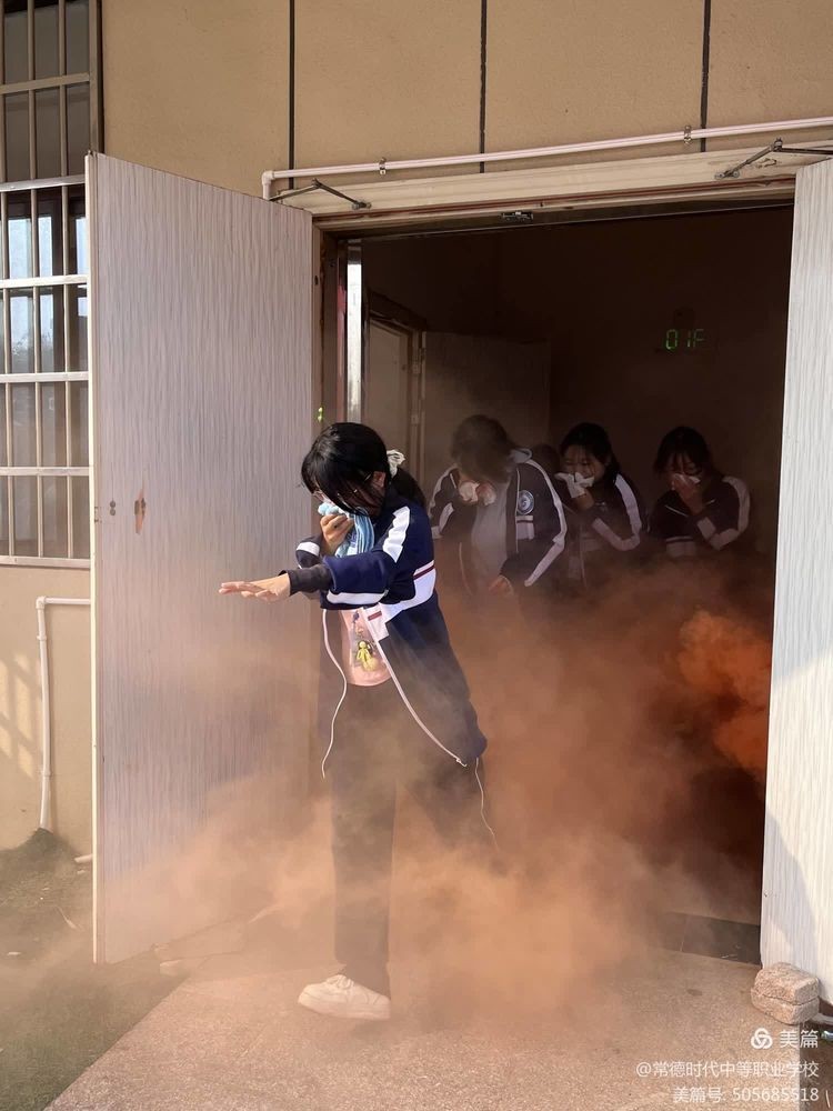 常德时代中等职业学校,导游就业方向招生,高铁乘务专业招生,国际邮轮就业方向招生
